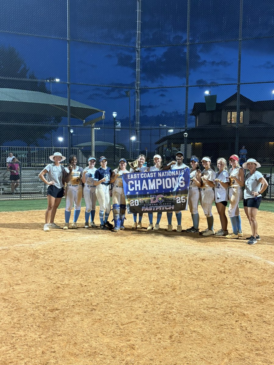 CamoraLittle7's tweet photo. EAST COAST NATIONAL CHAMPS!! 6-0-1 on the weekend! Not one loss!! So proud of my team for fighting every game and winning the whole thing! Go prospects forever!! 🩵🤍 @NCProspectsSB @MSPtakeover @commit2HBCU @scstatesb https://t.co/pC3S8fHE6r