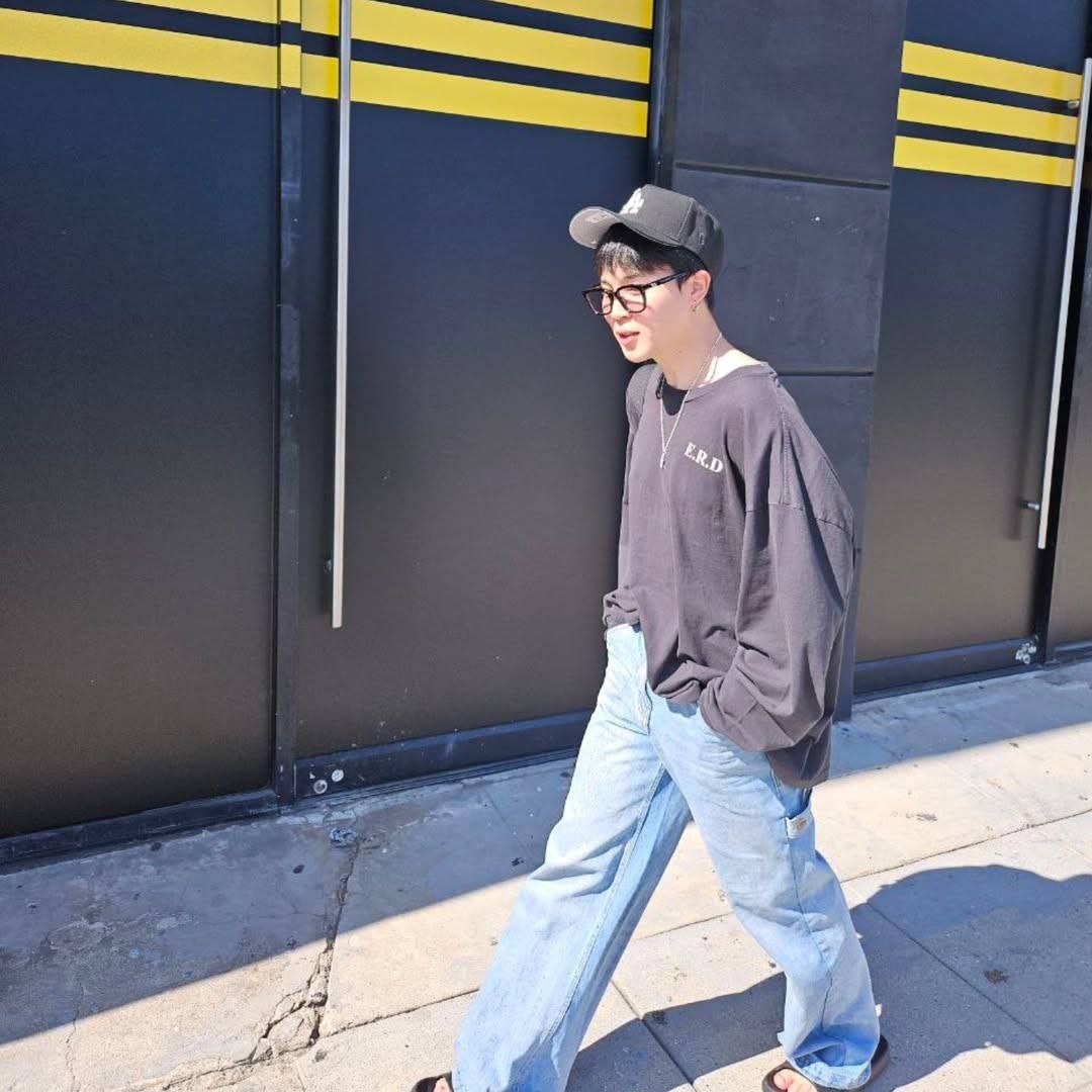 bangtanarmyarg's tweet photo. INSTAGRAM - #JIMIN 💖 https://t.co/8P55yujnjU