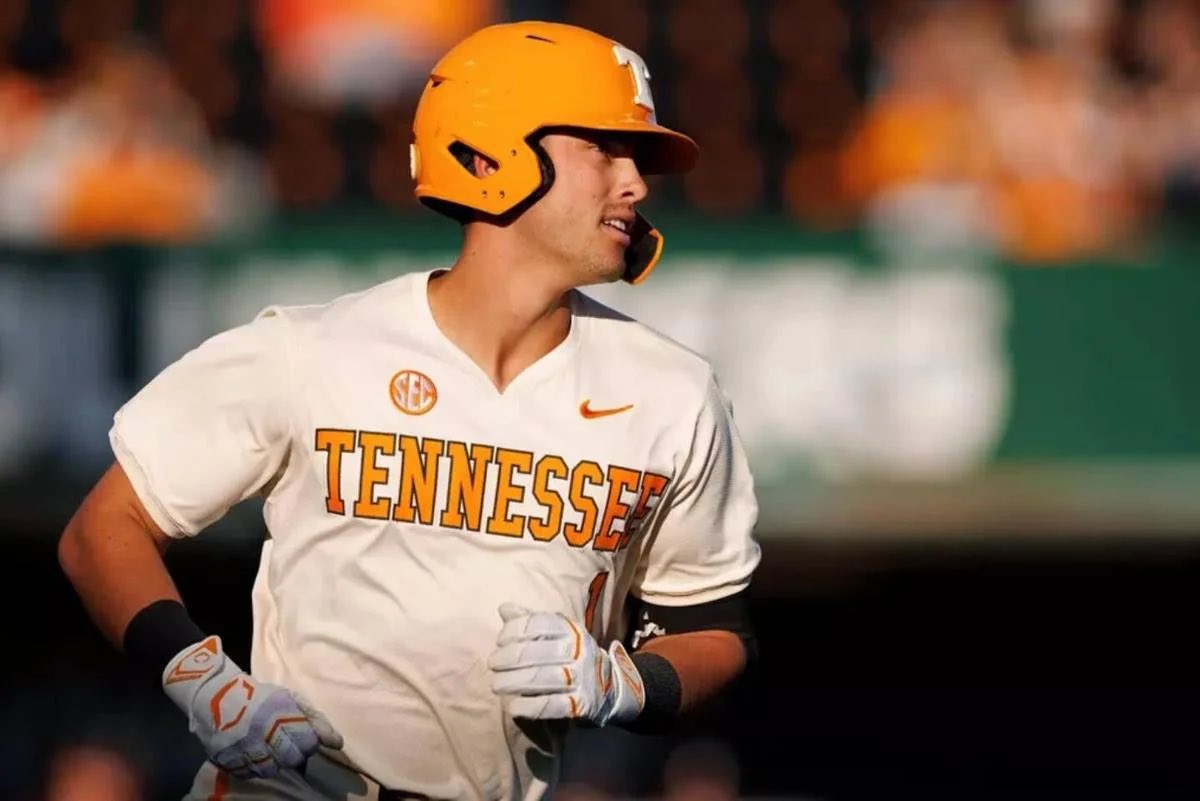 #Vols infielder Dean Curley has been drafted by the Cleveland Guardians with the 64th pick in the 2025 MLB Draft!!

Curley is the first Tennessee player selected by Cleveland since Ty Pryor and Kelly Edmundson were drafted in 2006!!

Congratulations, Dean!