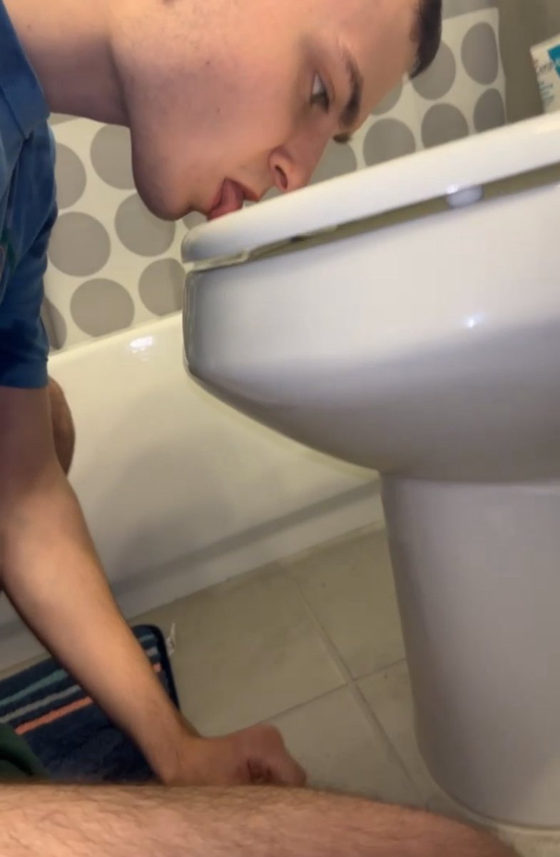 DannyBoiToy969's tweet photo. I want to be a good fag https://t.co/k0hqpTi03i