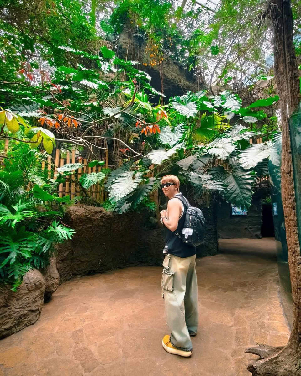 tangvuminhphuc's tweet image. Những bức ảnh còn sót lại từ chuyến đi Mỹ báo hiệu chủ đề cho Vlog tiếp theo 🤭
Ai đoán được tui dẫn các tình iu đi đâu ko?
#TangPhuc