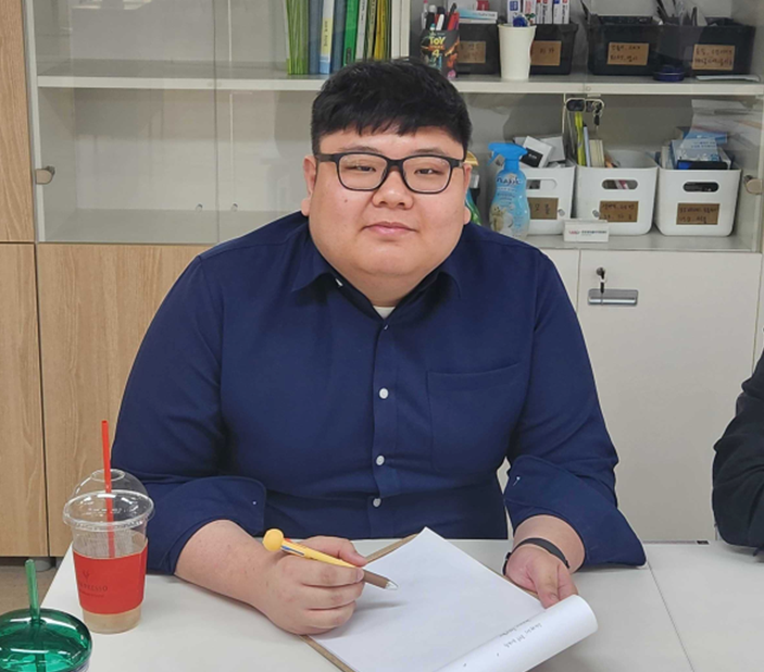K2clubhouse's tweet photo. 「「自分の存在には価値がない」と絶望し、また引きこもりそうになった時、光州市ひきこもり支援センターとK2との縁が私を救ってくれました。

あきらめない心で、「私という存在はここにある」という気持ちを持つことができました。」
プロジェクト発起人　マイさんの話より
https://t.co/XalfakaJGB https://t.co/VjQzpbCr3f