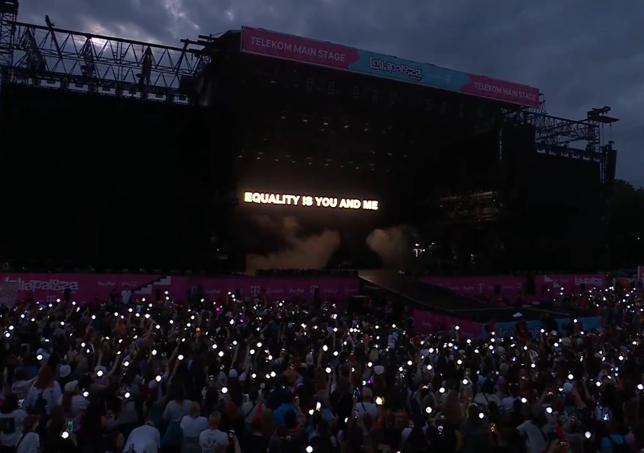 fallswer's tweet image. ❤️‍🩹