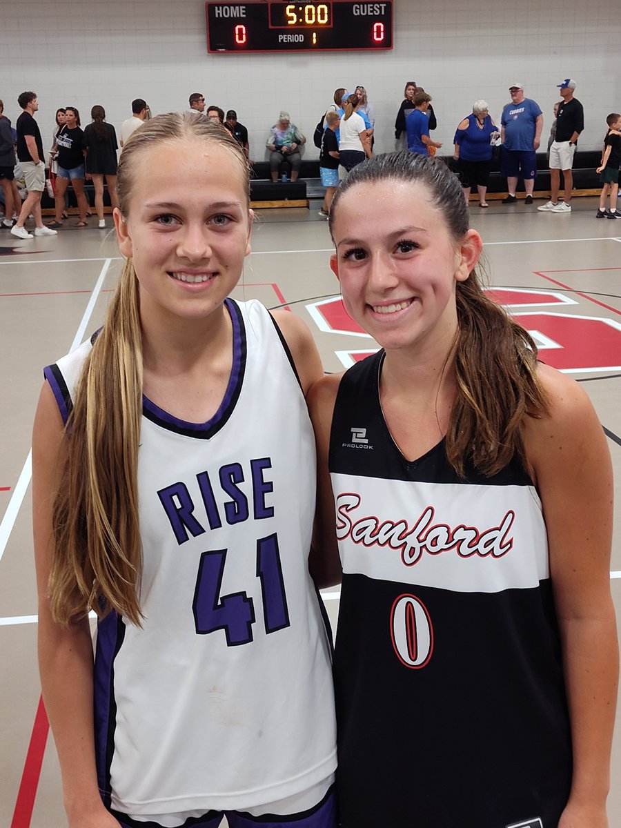 TheMRR7's tweet image. 7 Shouts 4 Standing Out (7S4SO) &amp;amp; Newcomers to Note (N2N):

Sunday from the @NorthTartan Meltdown in Shakopee, MN:

7S4SO--Sunday early:
@AllisonThomes (6&apos; F, &apos;26) of MN Comets
     (pictured, #24-l)

McKinley Becker (5&apos;7&quot; G, &apos;26) of WI Elite

@ESammons94875 (6&apos; F, &apos;26) of…