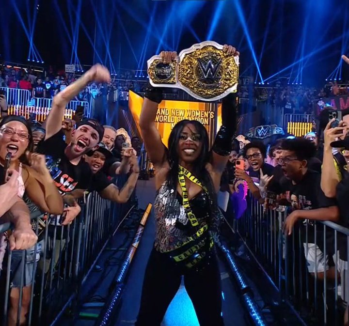 RhodesKotaEra's tweet photo. DESERVED.

WHAT. A. SHOCK.

#WWEEvolution https://t.co/kZVLqtlIDw