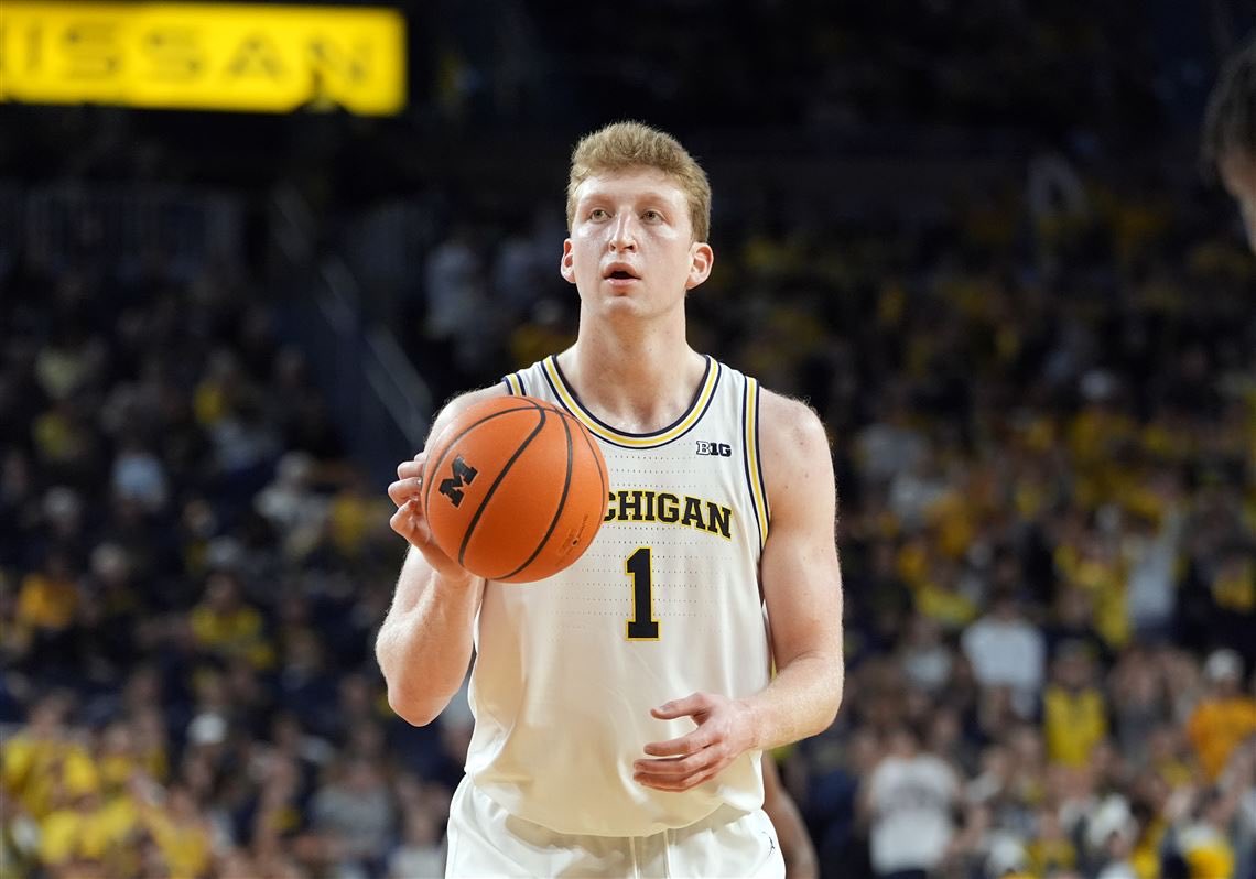 CBKReport's tweet image. Michigan is the first school in history to have a first-round selection in the NBA, NFL, NHL, and MLB drafts in the same year 〽️
H/t @BetweenTheNums