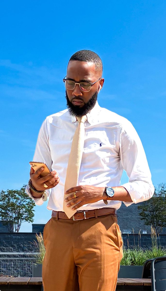 Macsamilli's tweet image. Proof of life.