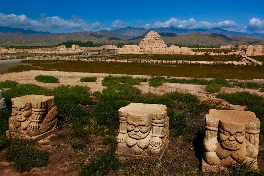 LightChasing6's tweet image. 「西夏陵」列入《世界遺產名錄》