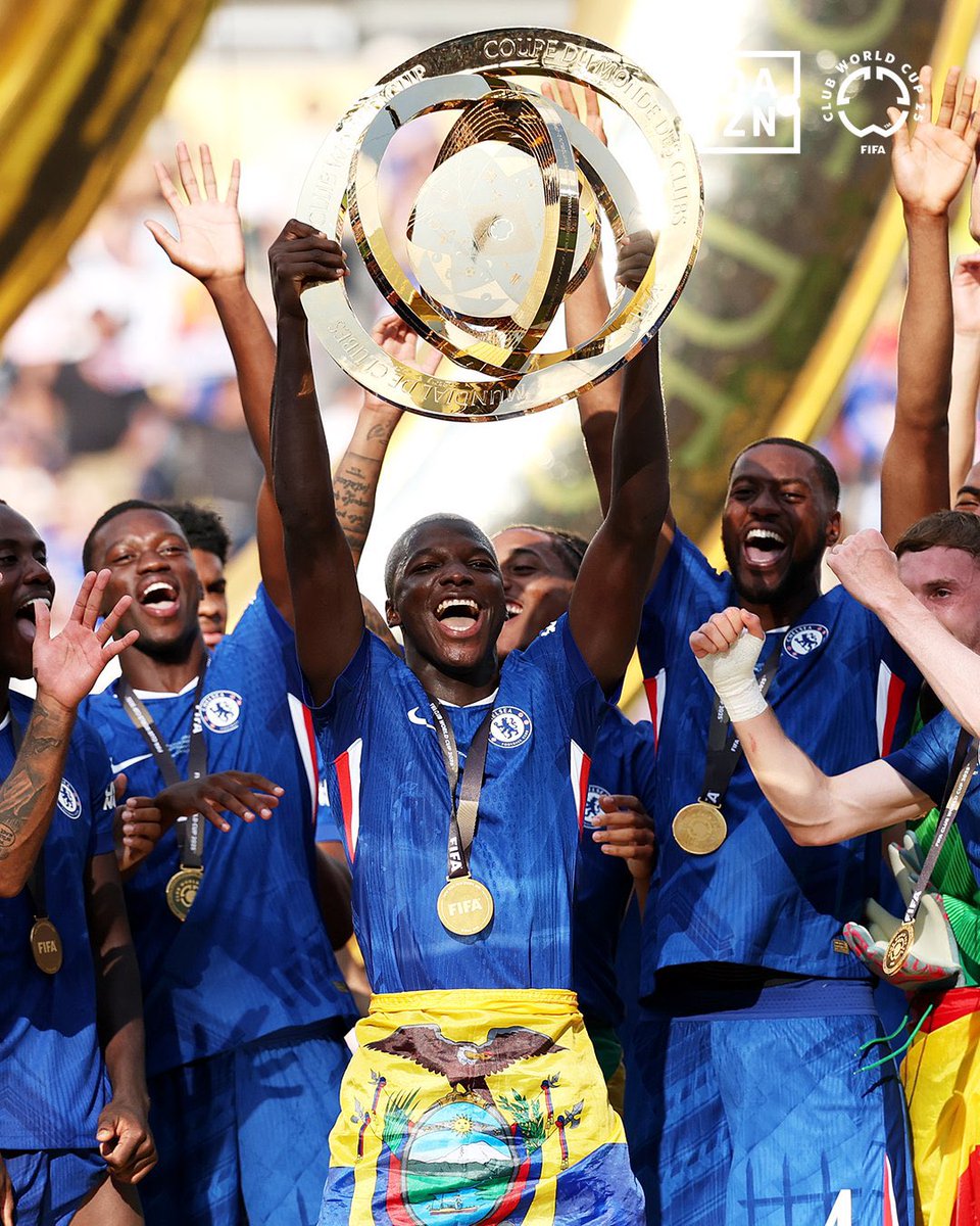 #MoisésCaicedo, el primer futbolista de #Ecuador en convertirse en Campeón del Mundo 🏆⚽️