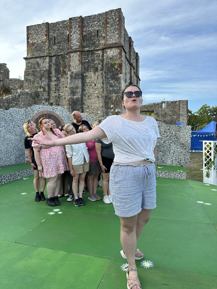 Stepping straight into 1954 at Wolvesey Palace! 🌿✨ 🕰️

We’re finally on our incredible set! With the sun shining and the perfect weather this week, it’s the ideal spot for an evening of Salad Days. 

🎟️ ticketsource.co.uk/wmos/salad-day…

#Winchester #Hampshire #OutdoorTheatre