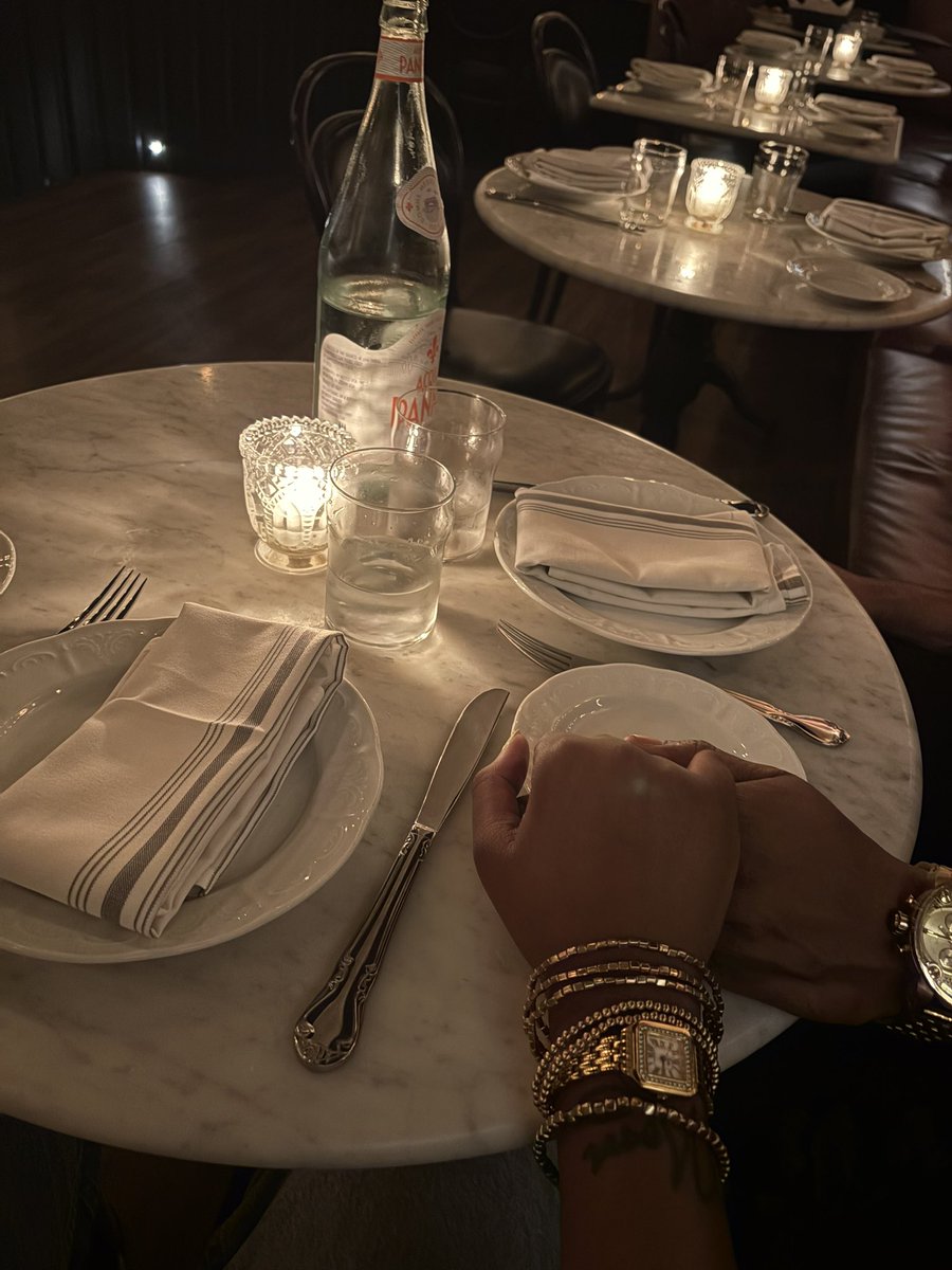 zariakeichelle's tweet photo. date night ♥️🍝🍷 https://t.co/sNKi3QEerL