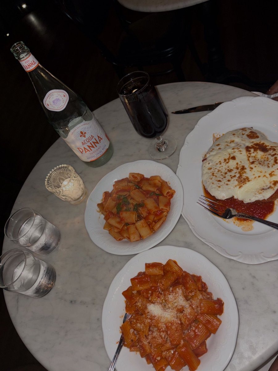zariakeichelle's tweet photo. date night ♥️🍝🍷 https://t.co/sNKi3QEerL