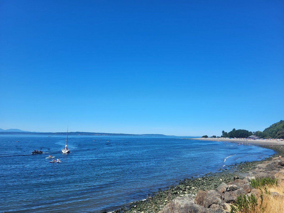 Thanks for the beach episode. Im not gonna lie &amp; say its been hard to smile lately. But appreciate those I have personal connection with no matter the size. I hope to be better for others &amp; feel like I don't need to seperate, but it all starts with me. I am enough. I feel alive.