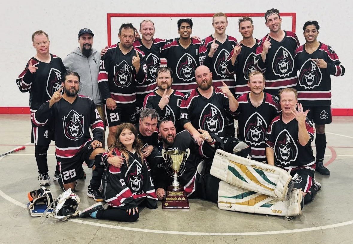 Division 4 Champs! 🏆

7-2 win tonight in game two to wrap up the final against the Thirsty Pigeons!