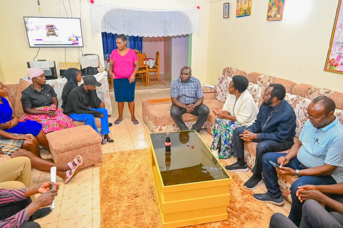 Last evening, my dear wife Dorothy Nyong'o and I visited Nyamogo village in Ndhiwa Sub County to offer our deepest condolences to the family of Bernard Okecha, my personal security. 

We were there to commiserate with them on the passing of Bernard's father, Romanus Oketcha