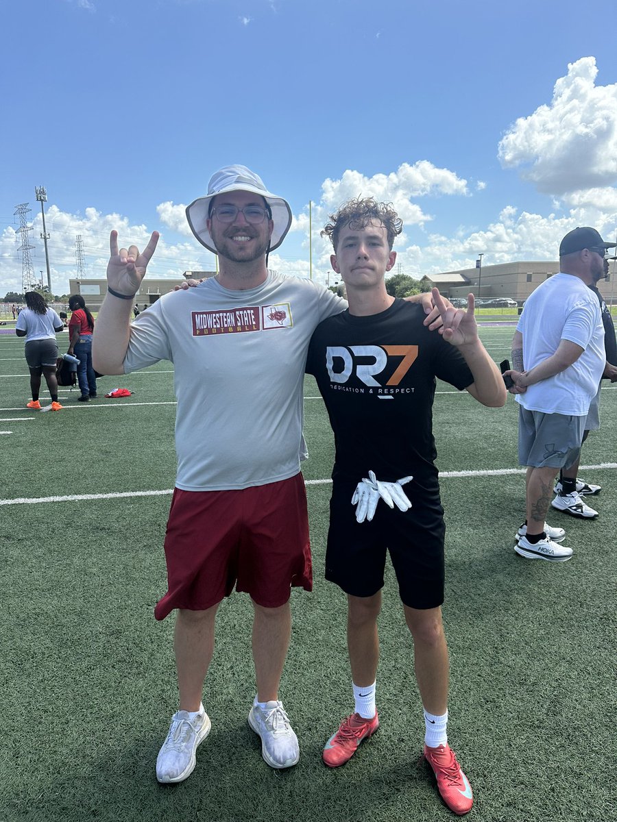Connor Watts (@connor30watts) on Twitter photo Had a great time at <a href="/MSUTexasFB/">Midwestern State Football</a> camp!
<a href="/recruit_FALLSFB/">Clear Falls FB Recruiting</a> <a href="/ClearFallsFB/">Clear Falls Football</a> <a href="/CoachPZitzke/">Parker Zitzke</a> <a href="/LMcgowan22093/">LJ McGowan</a> Had a great time at <a href="/MSUTexasFB/">Midwestern State Football</a> camp!
<a href="/recruit_FALLSFB/">Clear Falls FB Recruiting</a> <a href="/ClearFallsFB/">Clear Falls Football</a> <a href="/CoachPZitzke/">Parker Zitzke</a> <a href="/LMcgowan22093/">LJ McGowan</a>
