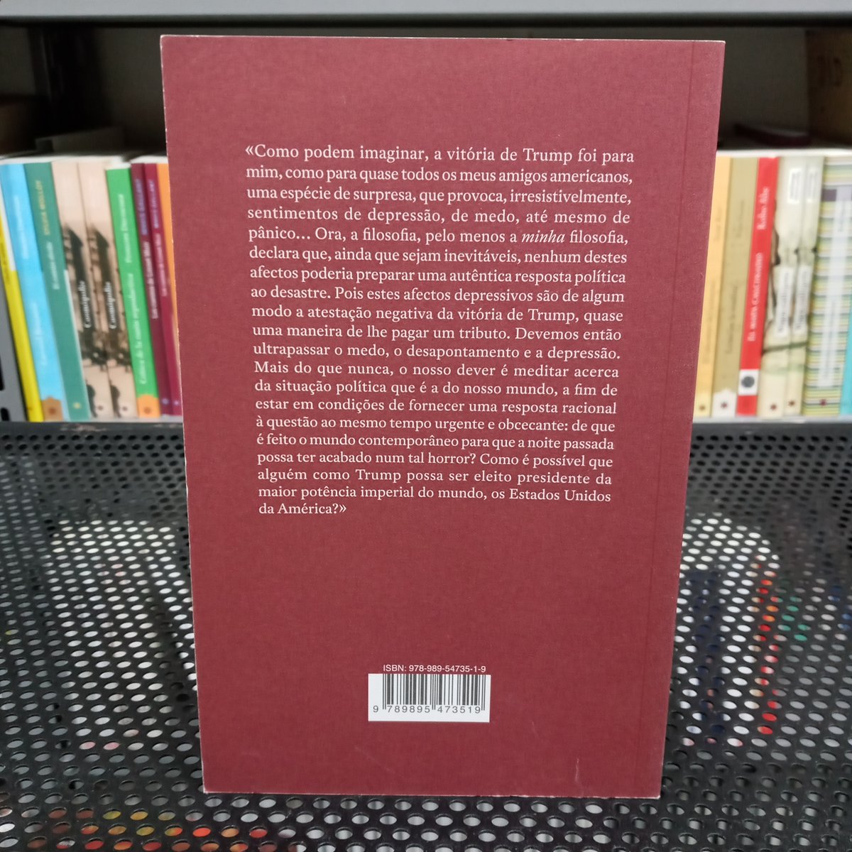 Desde a primeira vitória eleitoral de Trump, pensadores como Alain Badiou e Slavoj Zizek refletiram sobre suas motivações e consequências que se acentuam neste segundo mandato do presidente de uma nação que tem enorme peso político e econômico no mundo. orbitalivros.com