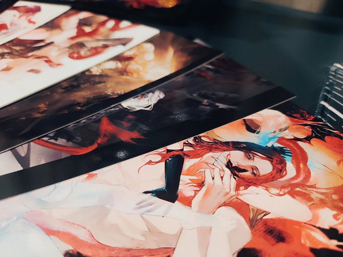 got my orders from <a href="/DUOJ_ji/">DUOJ</a> and <a href="/KIKIhuihui/">KIKI輝気</a> the quality of the goods is amazing and the craftsmanship of it really elevated their already amazing art 😭😭 i'm the happiest 'mongrel intruder' right now and extremely proud to be able to show off their badges everyday 🥹