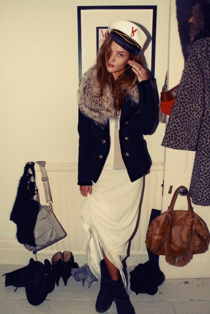 anndemeuleprada's tweet image. 