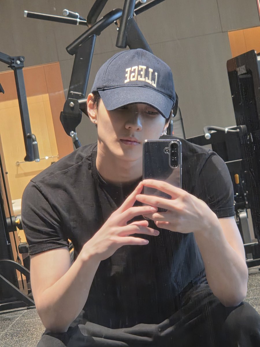 ใจของเค้ามันไม่เป็นของเค้าอีกต่อไปมันเป็นของเธอได้แล้ว <a href="/itsjayphine/">เจฟีน</a>