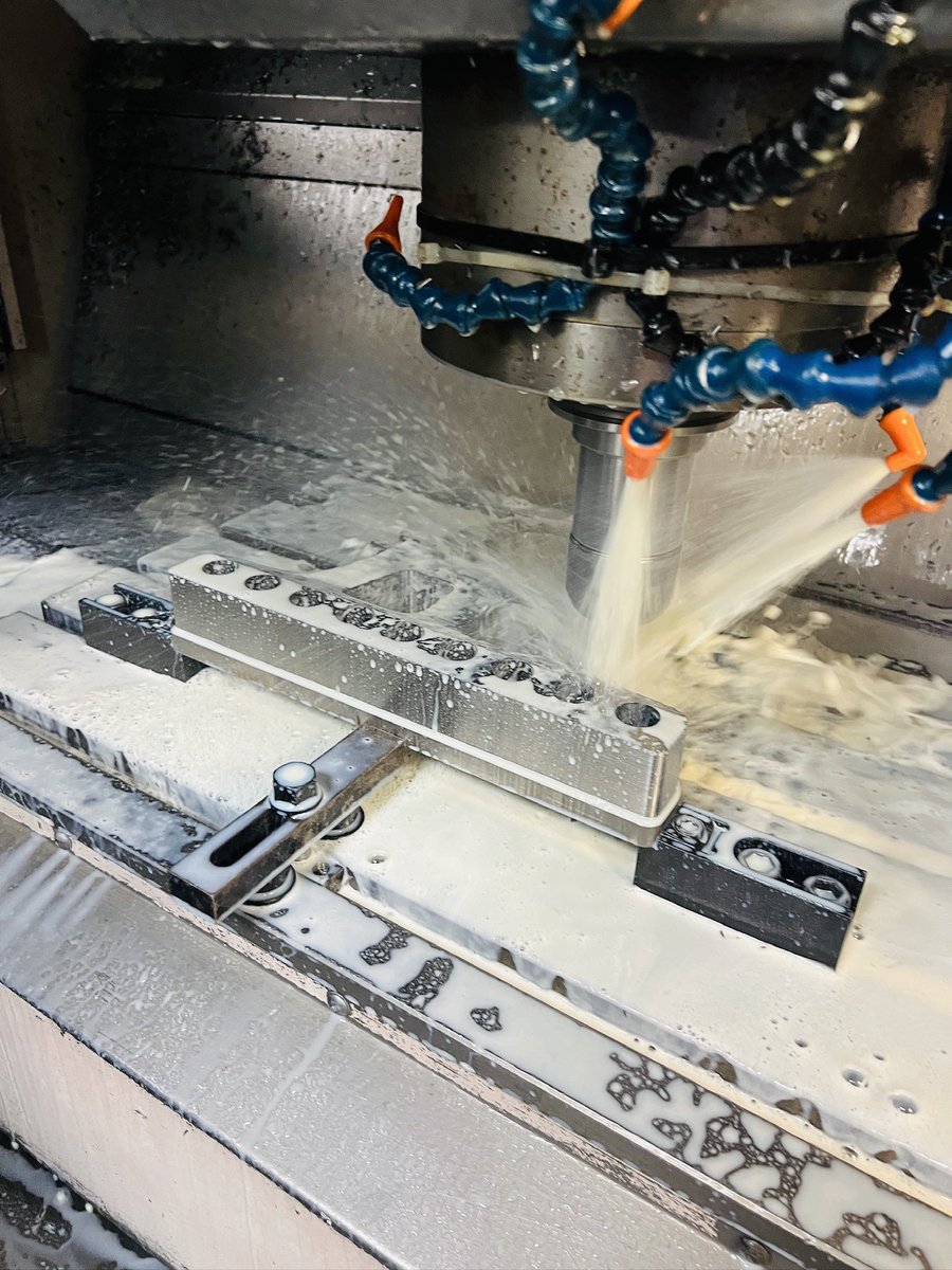MetalmiteCorp's tweet photo. Stunning parts like this are made from solid titanium using our 5-axis CNC machining centers from Dmg Mori and software from GibbsCAM. This combination allows us to tackle the toughest metals, delivering top-quality results #CNCmachining #AdvancedManufacturing #GibbsCAM #DMGMori https://t.co/ZbJP4qcXG0