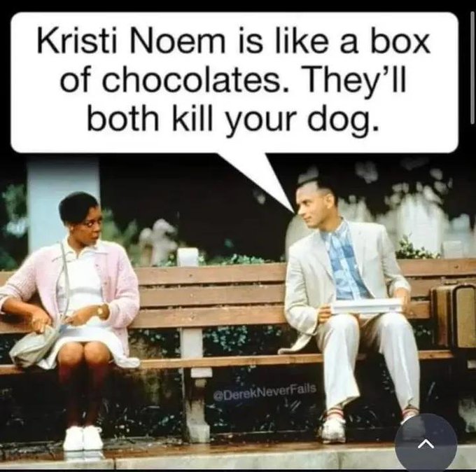 GvyVfYnXUAAumdB?format=jpg&name=small