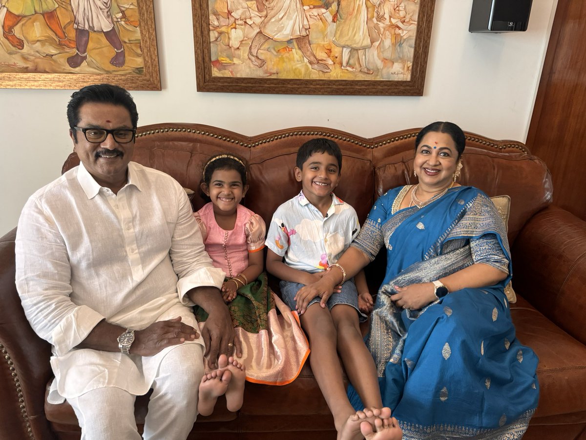Rayane Mithun (@rayane_mithun) on Twitter photo Happy birthday, Appa.
You’ve been my role model, my safety net, my biggest supporter.
Every decision, every doubt — we turn to you.
Because you always show up.
I love you more than anything, and I’ll never take you for granted. 💙
<a href="/realsarathkumar/">R Sarath Kumar</a> Happy birthday, Appa.
You’ve been my role model, my safety net, my biggest supporter.
Every decision, every doubt — we turn to you.
Because you always show up.
I love you more than anything, and I’ll never take you for granted. 💙
<a href="/realsarathkumar/">R Sarath Kumar</a>