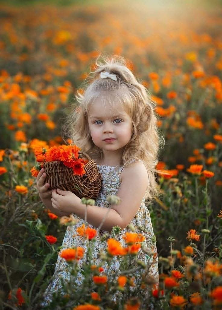 Hayatınızdaki en önemli insanlar, 
Hayatlarında olduğunuzun kıymetini 
Bilenlerdir.....

Chiris olever

#Günaydın güne 
Mutlu #Haftalar ☕️🌸