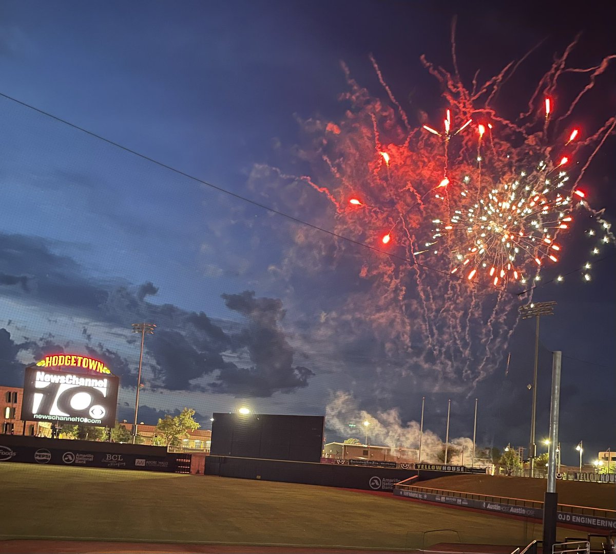 Tom Brown tweet media