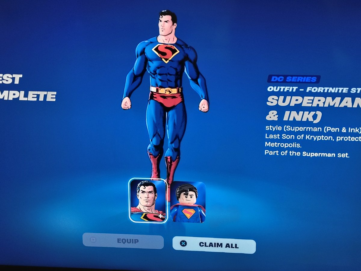 Jascicle's tweet photo. @FortniteStatus I'm so upset, I worked hours to get Superman just to not be able to equip either skin😞 please fix this. #Superman #Fortnite #fortnitebug https://t.co/EsW433QQCD