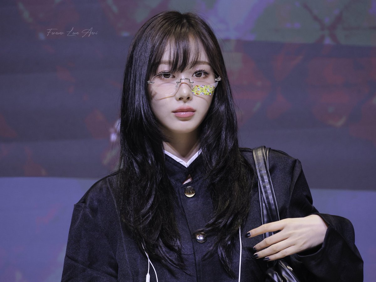 250711 🖤•🖤✌🏻 

#GISELLE #지젤 #ジゼル
#aespa #æspa #에스파