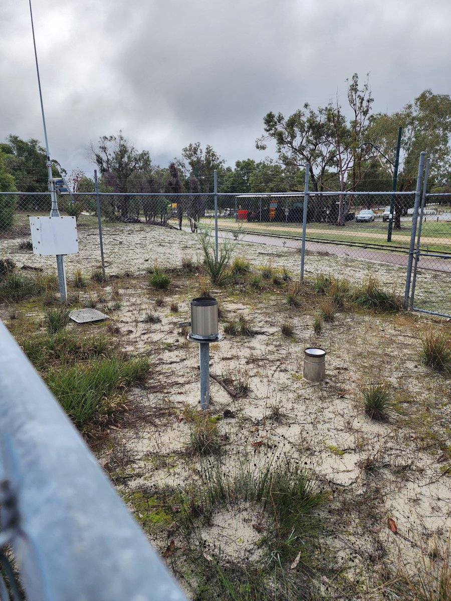 West Weather Watchers 🌧️⛈️🌞⚡ tweet media