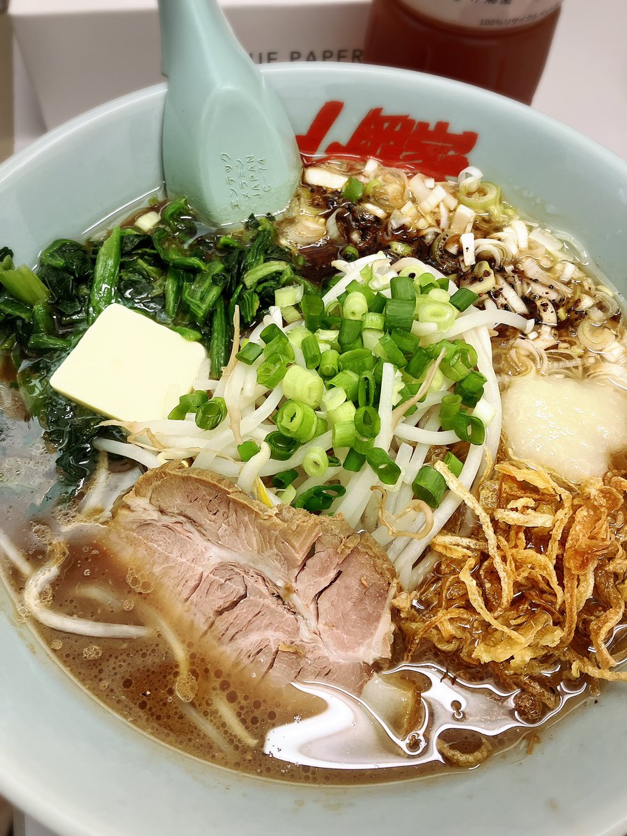 Maa__aari's tweet photo. 【焦がし醤油ラーメン🍜】
ほうれん草とバターをトッピング🥬🧈✨
こちらの限定、今日で食べ納めかなぁと🤔
また次回再販したら良いな😊 https://t.co/JrqSm3fCPF