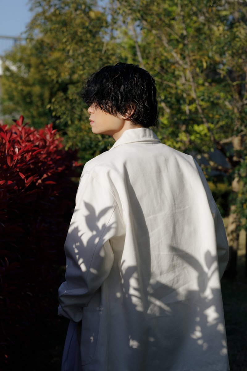 Jyaku_817's tweet image. ／
📷アザーカット公開！
＼

本人の思い出の地、豊洲での撮影カットです📷
白い衣装に包まれた姿をお届けします👀
みなさん是非お楽しみに〜！

【詳細はこちら👇🏻】
cloud9pro.co.jp/news/p/11673/

【オンラインサイン会はこちら👇🏻】
limista.jp/projects/6183

byスタッフ🦉

#梟note #晩夏に咲く花