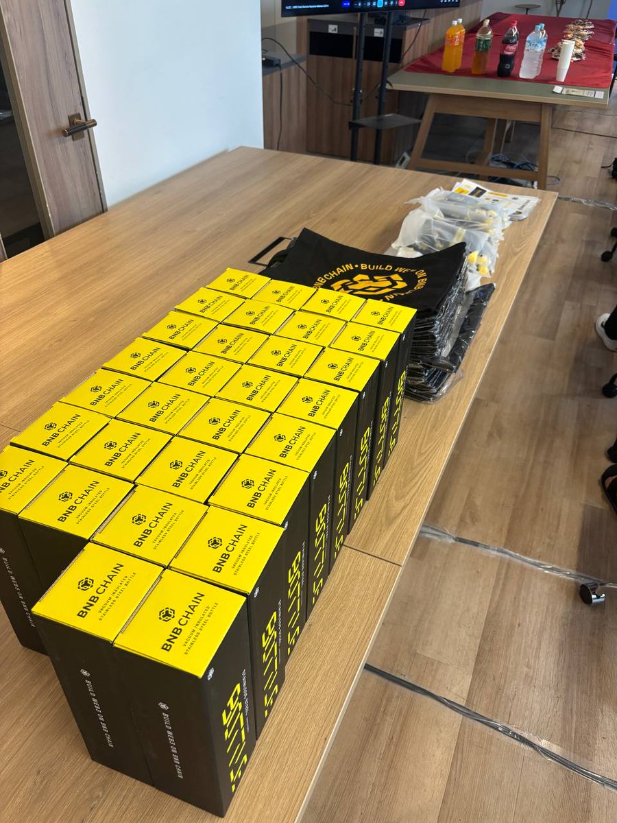 PacificMeta's tweet image. Thank you for joining the AI × Web3 Seminar “Building the Future of AI on @BNBChain”!
Co-hosted by @akindo_io and Pacific Meta, this event brought together developers,
entrepreneurs, and researchers to engage in passionate discussions on the cutting-edge intersection of BNB…