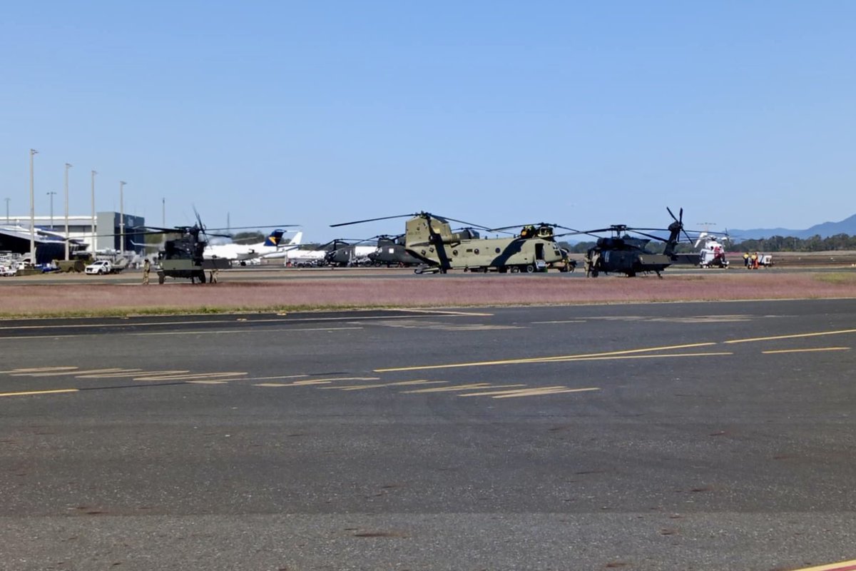 3x ‘new’ <a href="/AustralianArmy/">Australian Army</a> Black Hawks at #Bundaberg Airport.

3x <a href="/USArmy/">U.S. Army</a> Spec Ops Black Hawks at #Rockhampton Airport.

Plus 2x <a href="/TheRSAF/">The RSAF</a> Republic of Singapore Air Force Chinooks also at #Rockhampton Airport.

2x US Army Spec Ops Chinooks left the Gold Coast heading North.

#TS25