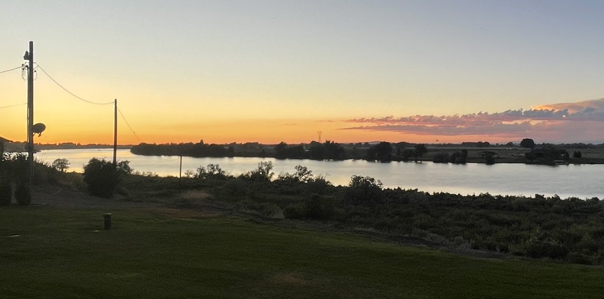 HuntClancy's tweet photo. the American west is unsurpassed https://t.co/c2z4ibjxro