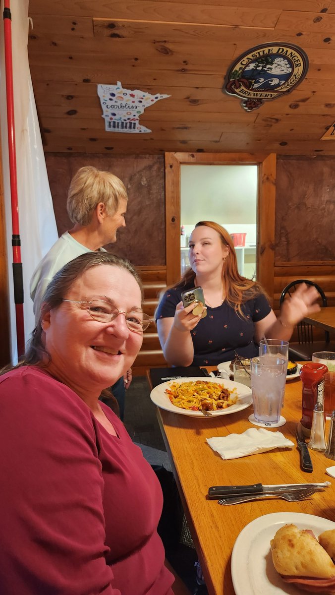 LoveLipids's tweet image. Cat's 27th birthday dinner at the Blue Moose over on Eastside.
