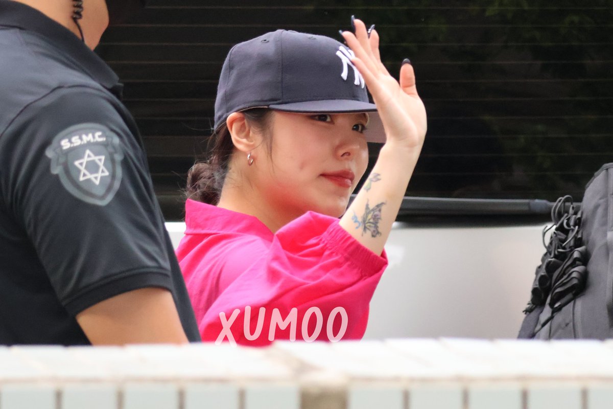 Xumoo0619's tweet photo. 250704
ICN➡️KHH
#마마무 #MAMAMOO
 #휘인  #Wheein https://t.co/tb3Ng0atsi