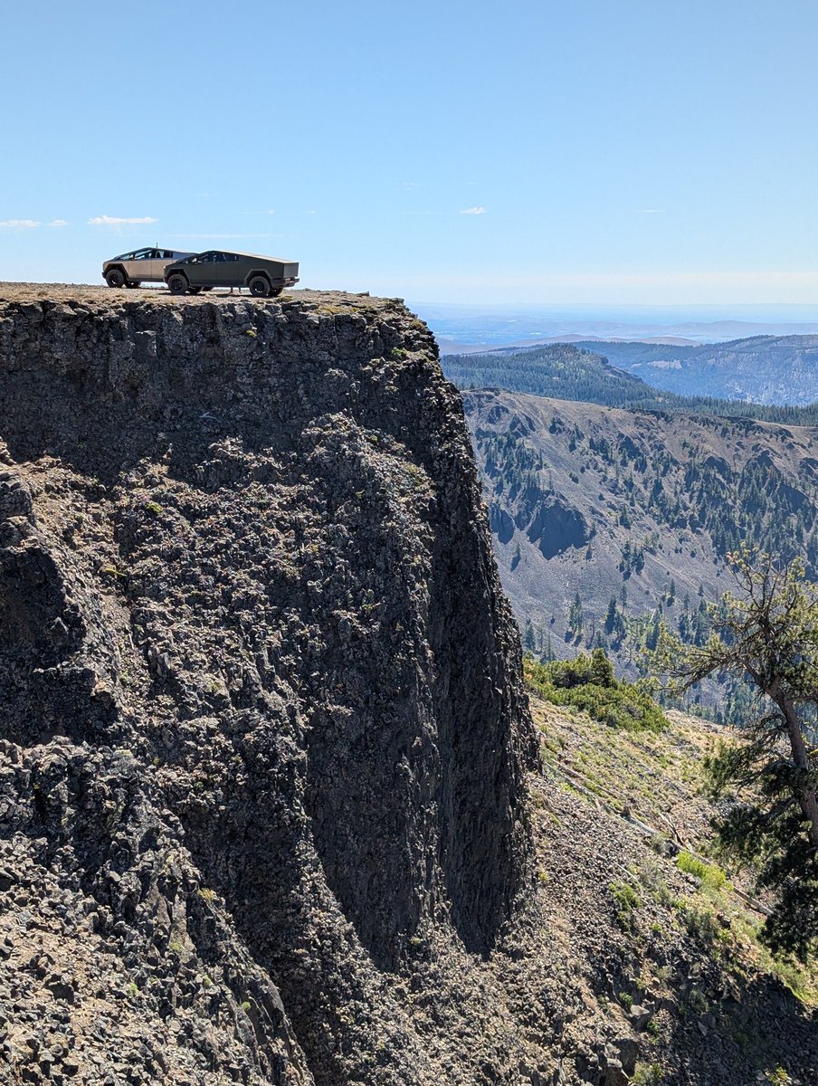 DaveMattson's tweet image. WA BDR section 2 - amazing alternate route at Bethel Ridge. 99° outside and AC cranking, lots of trails are pure dust and the HEPA took it like a champ.