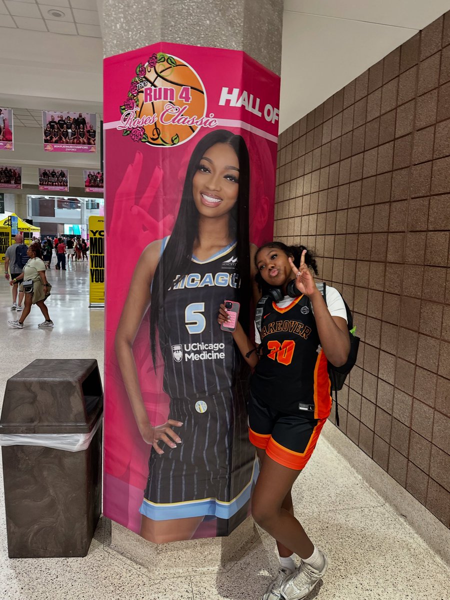 Rylee Spinner (@ryleespinner_28) on Twitter photo “Oh, hey Angel!” 👋🏾✌🏾😇 I’m also #baltimoreborn #dmvraised & #teamtakeover
<a href="/TFNsRun4Roses/">TFN's Run 4 Roses</a> <a href="/Reese10Angel/">Angel Reese</a> “Oh, hey Angel!” 👋🏾✌🏾😇 I’m also #baltimoreborn #dmvraised & #teamtakeover
<a href="/TFNsRun4Roses/">TFN's Run 4 Roses</a> <a href="/Reese10Angel/">Angel Reese</a>