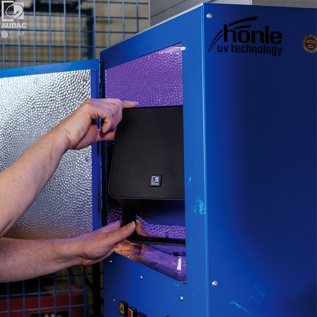 1TOALLCOMPANY's tweet image. ระบบเสียงที่ทนทาน ไม่ได้มาเพราะโชคดี 🎧
AUDAC ผ่านการทดสอบสุดโหดทั้ง UV ร้อนจัด หนาวจัด เพื่อให้มั่นใจว่า “ไม่แค่ทน” แต่ “ยังทำงานได้ดี” ทุกสภาพอากาศ
#AUDACby1toAll #ระบบเสียงกลางแจ้ง #AVSolution #อีกเสียงที่อยากให้คุณได้ยิน #1toall