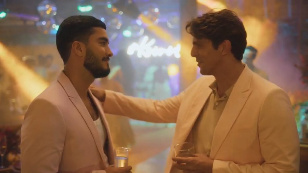 parece aqueles casal gay da alta sociedade paulistana onde um é feio e o outro bonito 🤭🤭🤭