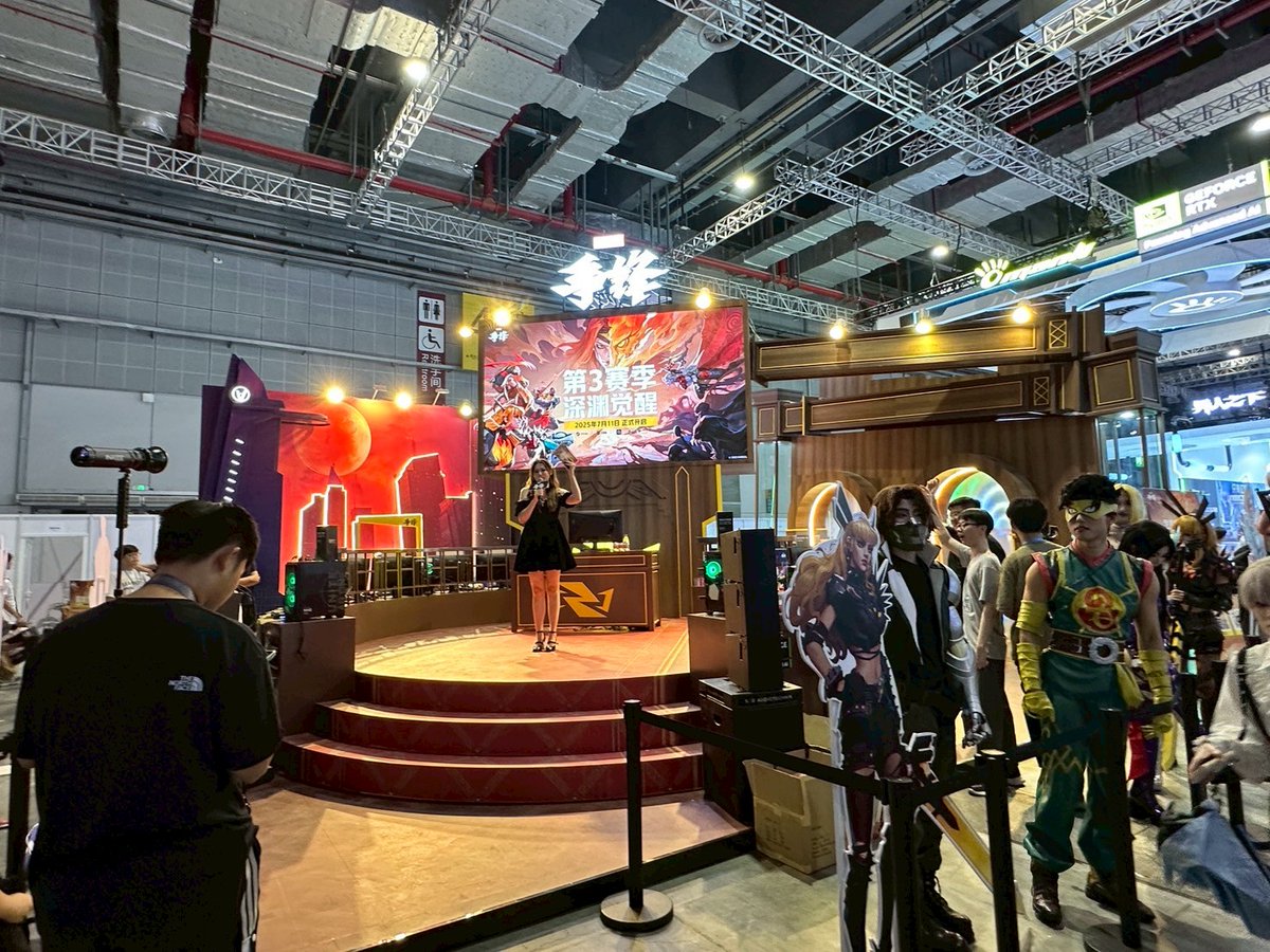 TaipeiGameShow's tweet image. Our first time at the event and it was a terrific! The scale was massive, and the floor was packed with passionate gamers. It felt like the vibrant community came to life offline. We’d definitely come back for the next edition!
#BilibiliWorld2025 #GamingCommunity #TGS2026