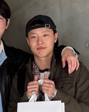 승여나아 보구시퍼 🤍🤍 겸둥