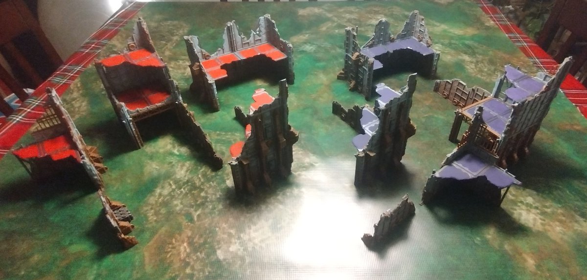 Buildings done!
Scatter terrain to do. 
It's been a long time painting and it's not award winning, but it looks cool in person. 
I want to get some Titanic stuff going now. 

#warlayer #warhammer40k