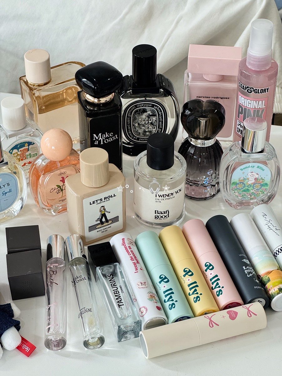 เวลาคนชมว่าตัวหอมมันแฮปปี้จริงๆ 🫠 มาลิสต์ให้ทุกกลิ่นตั้งแต่คุณหนู ยันพสคนสวยคับ กลิ่นติดทน + เน้นแบรนด์ไทย เริ่มต้น 200-300 💘🫧 ps. no spon