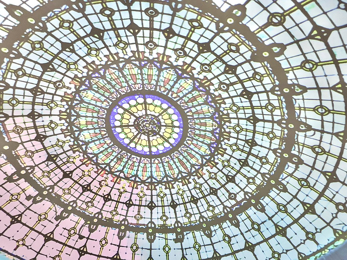 心の休息のためプラネタリウムへ🪐(撮影OKタイムの時に撮影しました🌟)

プラネタリウムASMRめっちゃやりたいのですが、手間がかかる上に需要がない気がしてなかなかできず…やる？🥲