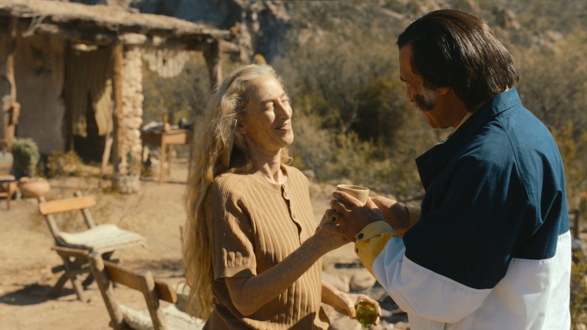 No entendí bien la biopic, al final Karina era la bruja de Menem?