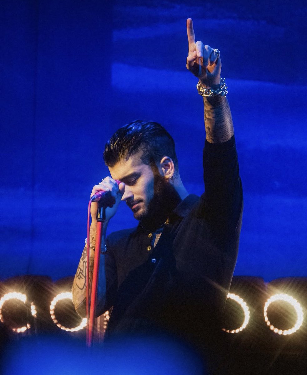 🚨ATTENTION ZQUAD AND ALL FANDOMS THAT SHOW LOVE TO ZAYN — GAIN TWEET🚨

NO ZAYN STAN ACCOUNT DESERVES TO HAVE LESS THAN 10K FOLLOWERS

 - FOLLOW ME
- RETWEET TO SPREAD MORE ZAYN STANS
 - COMMENT “🤍”
 - FOLLOW EVERYONE WHO LIKES YOUR REPLY

RETWEET TO GAIN MOOTS!

I FOLLOW ALL